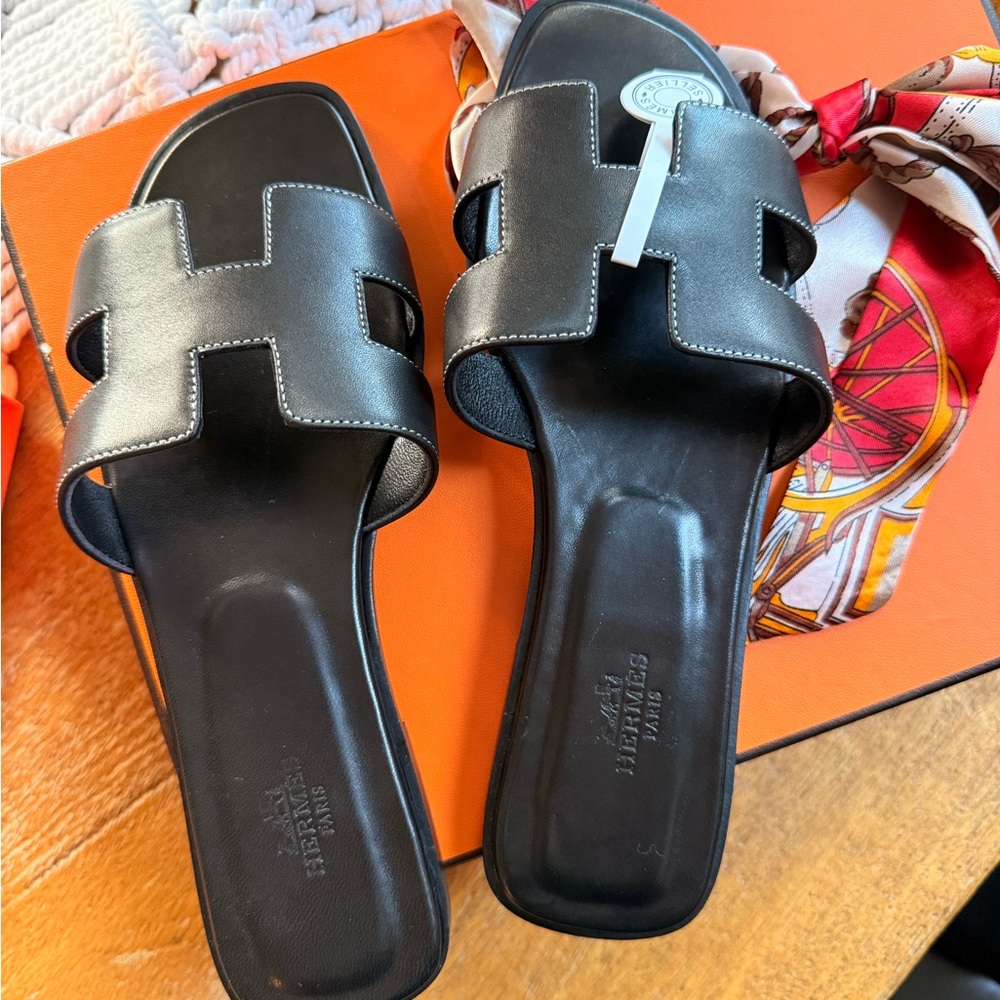 H Oran Black Leather Women's Sandals 39